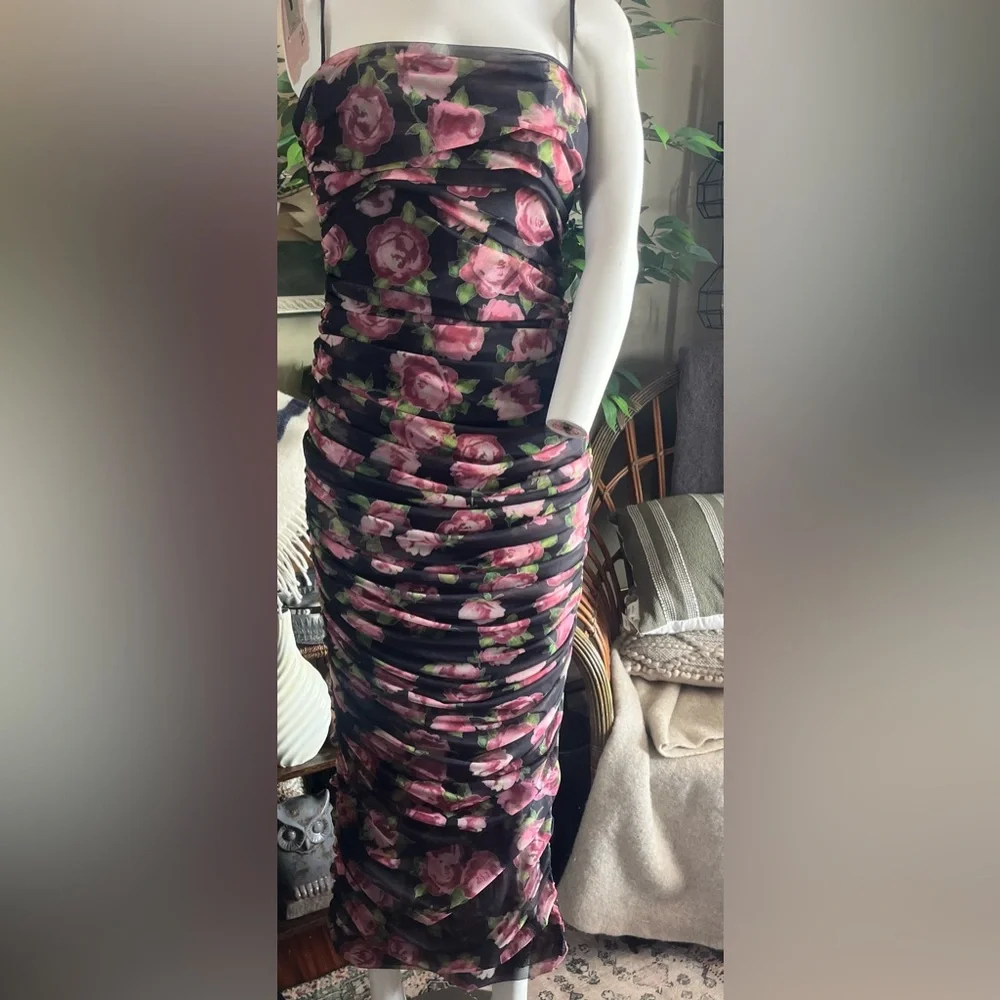 House Of CB Ruched Floral Dress - Picture 6 of 7